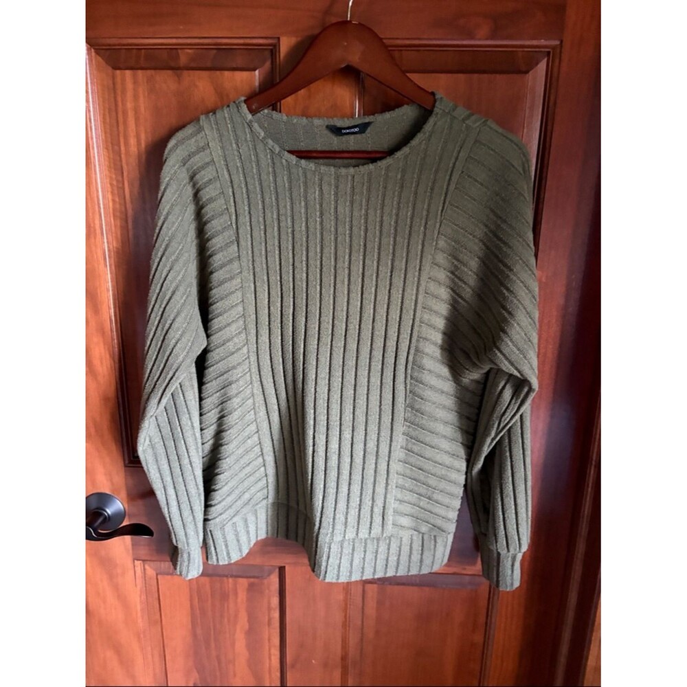 Dokotoo Olive Green Ribbed Pullover Crew Neck  Sweater- Women's Small